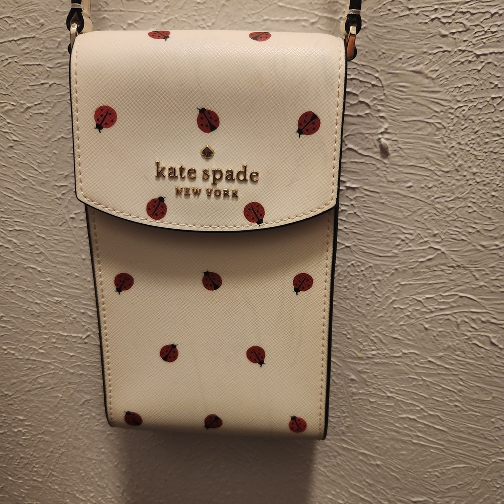 Kate Spade Red and White Crossbody Bag with Elegant Design